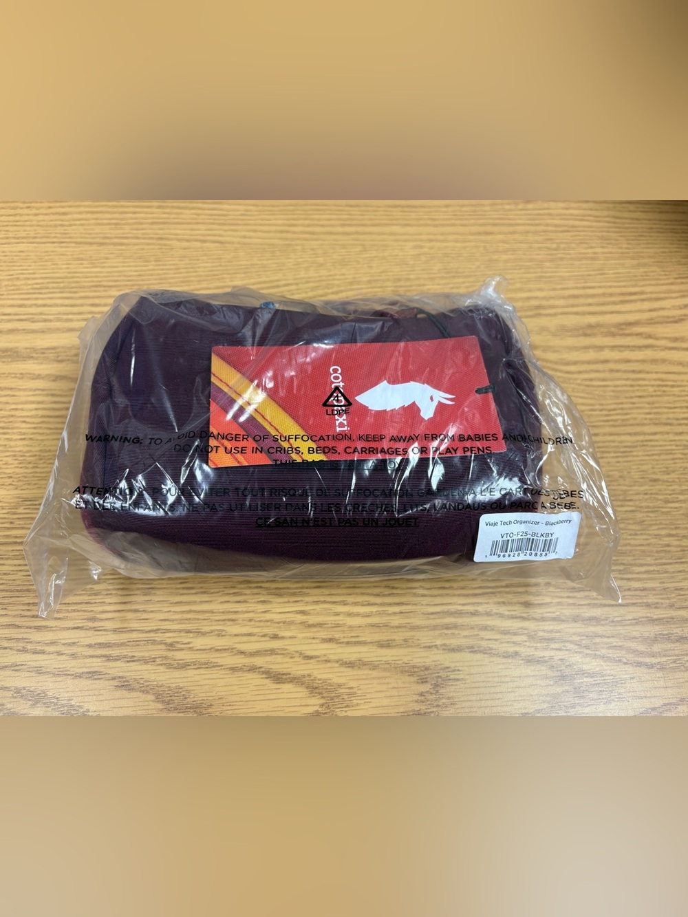 Cotopaxi Viaje Tech Organizer Blackberry Purple Travel Cord Pouch NWT - Picture 4 of 6
